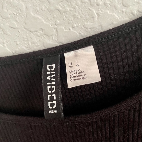 H&M Drawstring Top - Picture 2 of 5